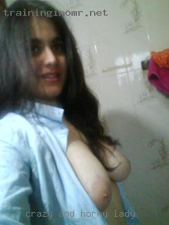 crazy and horny lady who want to woman